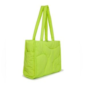 Thirty Years Drift Tote - Turf